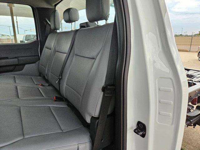 new 2025 Ford F-450 car, priced at $65,230