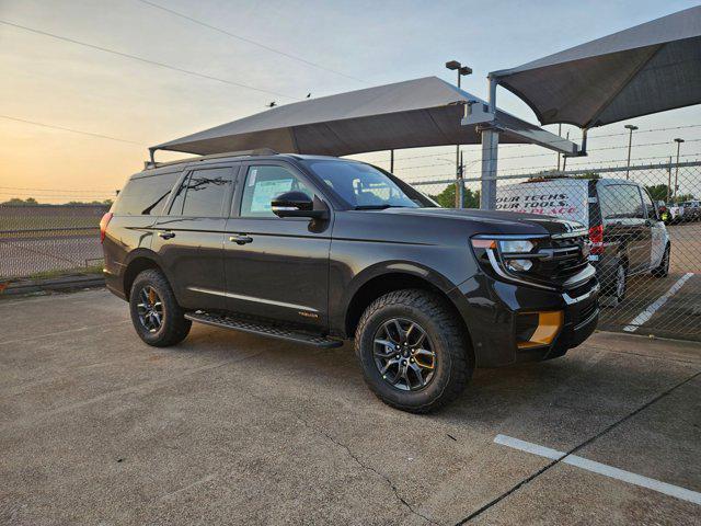 new 2025 Ford Expedition car, priced at $77,589