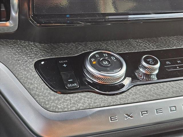 new 2025 Ford Expedition car, priced at $83,520
