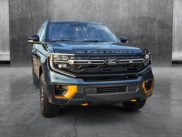 new 2025 Ford Expedition car, priced at $83,520