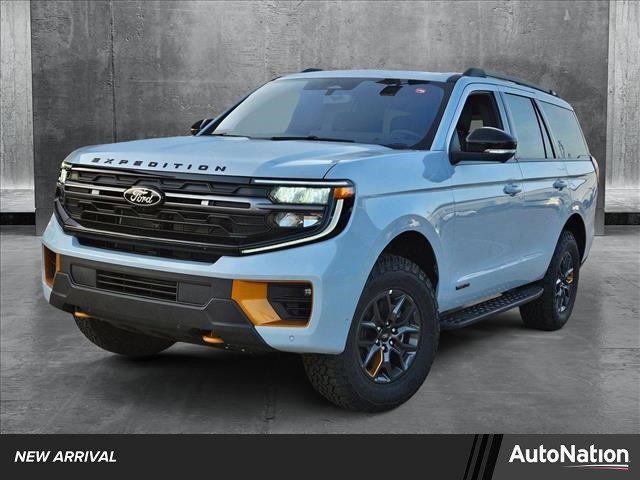 new 2025 Ford Expedition car, priced at $77,124