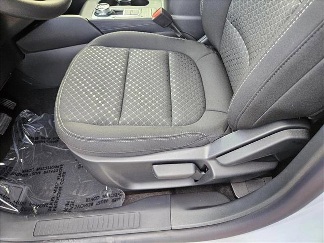 new 2025 Ford Escape car, priced at $21,995