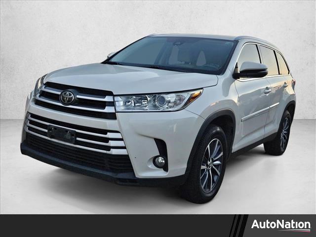 used 2019 Toyota Highlander car, priced at $21,995