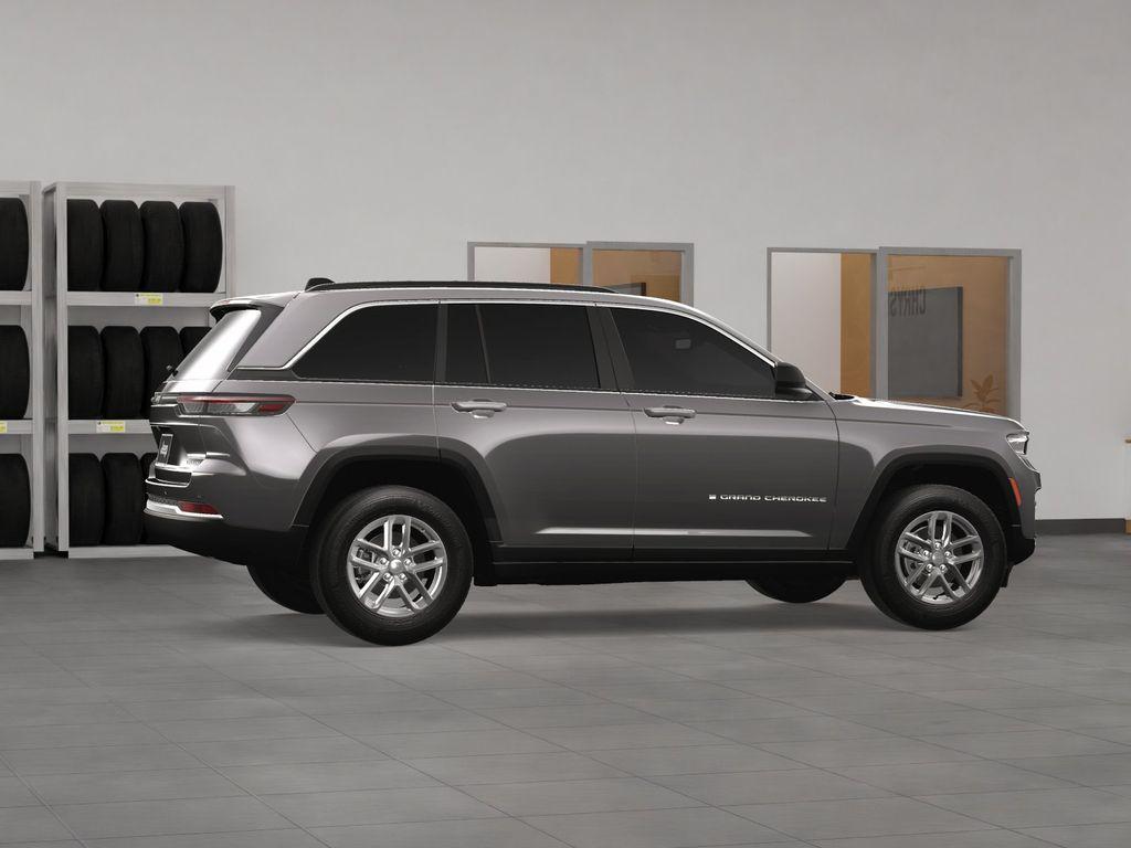 new 2025 Jeep Grand Cherokee car, priced at $39,067