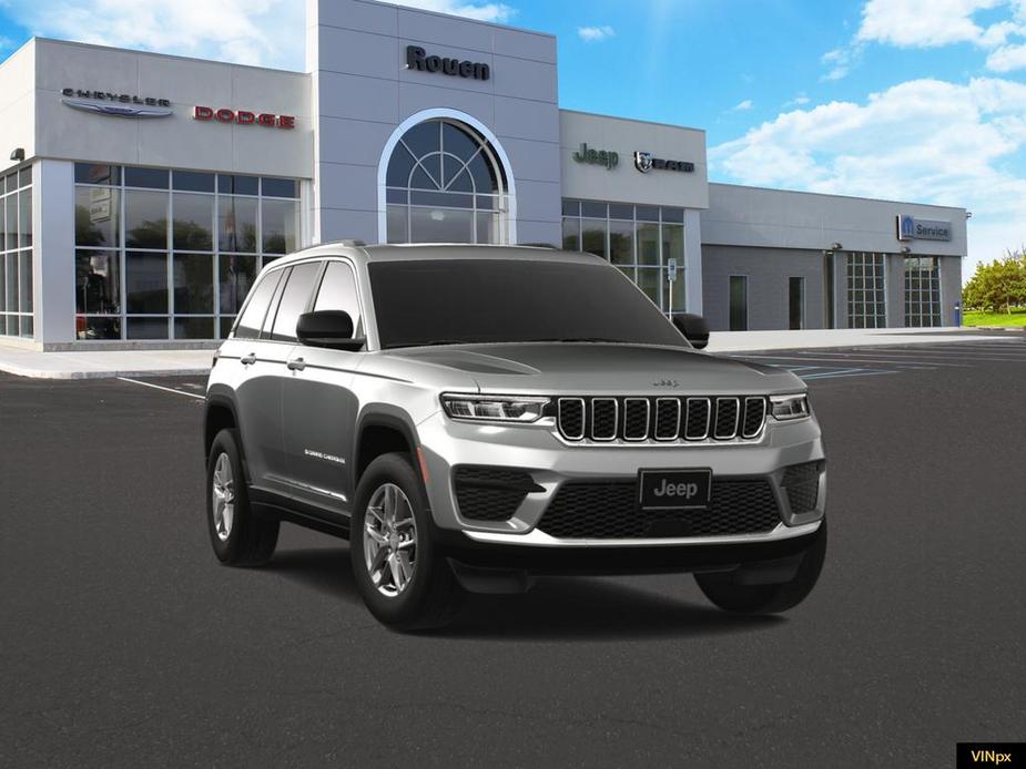 new 2024 Jeep Grand Cherokee car, priced at $40,059