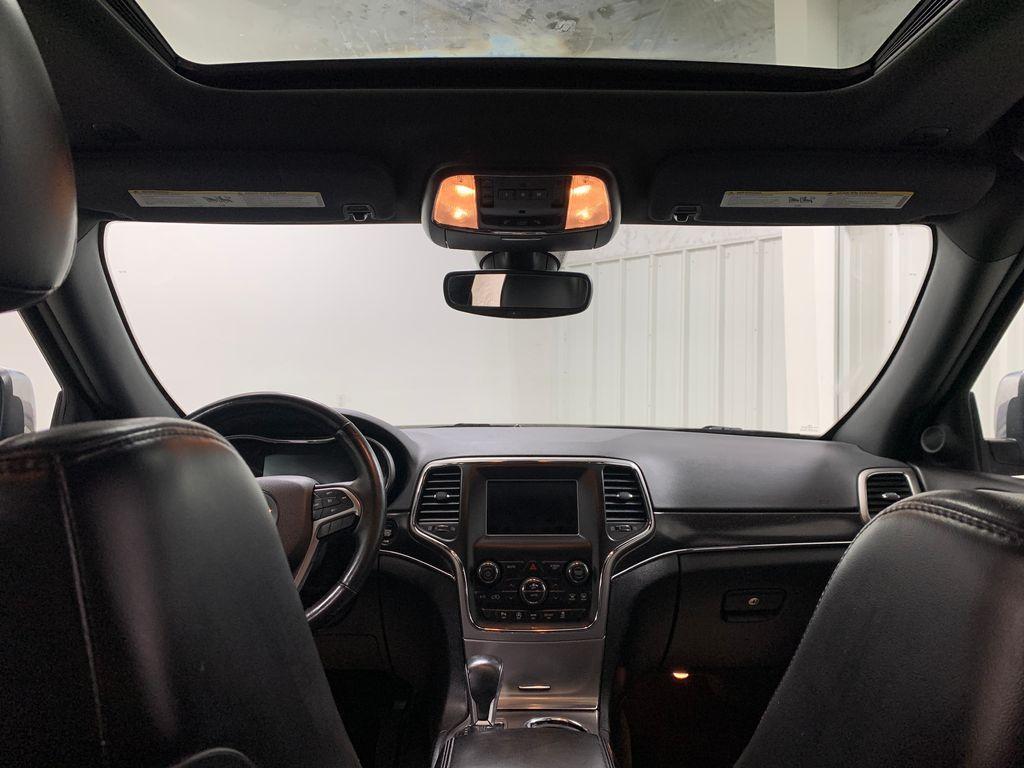 used 2018 Jeep Grand Cherokee car, priced at $15,781