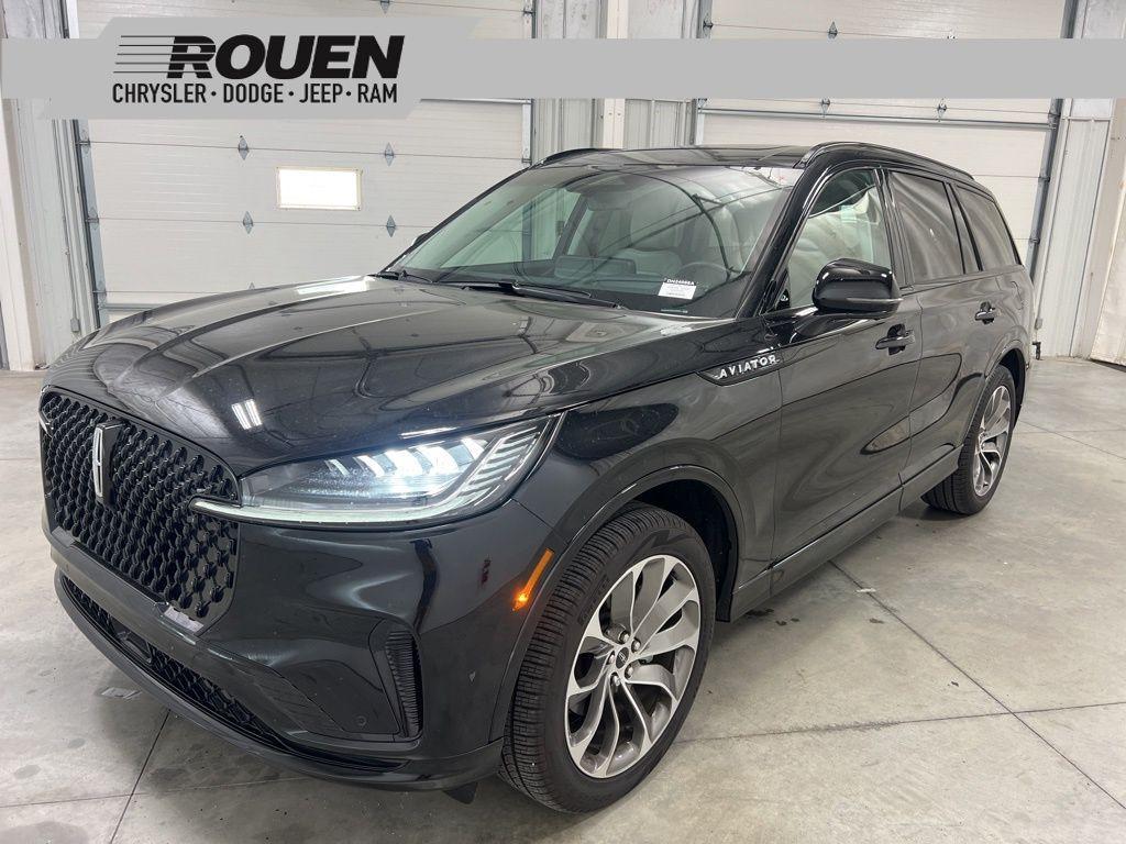 used 2025 Lincoln Aviator car, priced at $61,800