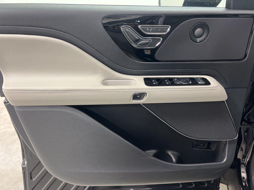 used 2025 Lincoln Aviator car, priced at $61,181