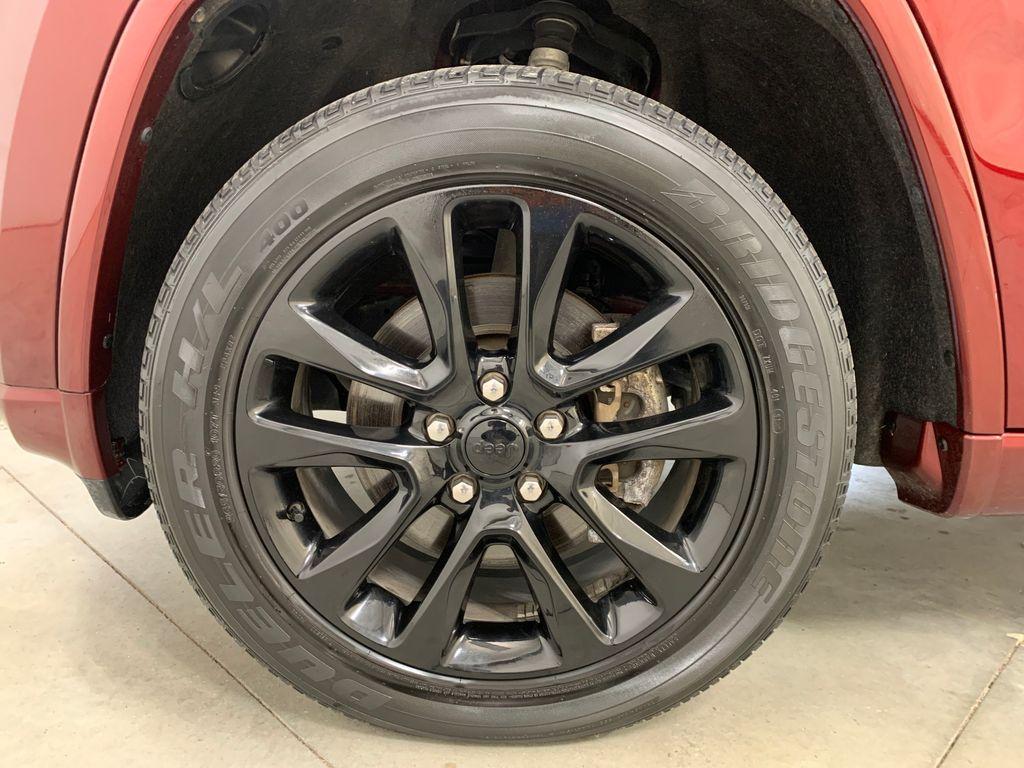 used 2021 Jeep Grand Cherokee car, priced at $26,381