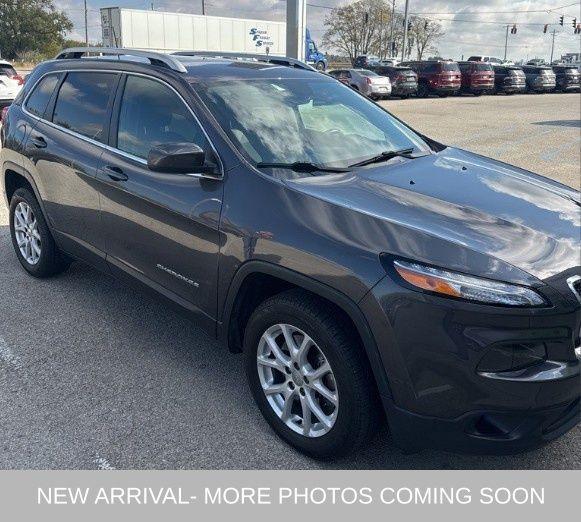 used 2017 Jeep Cherokee car, priced at $13,994