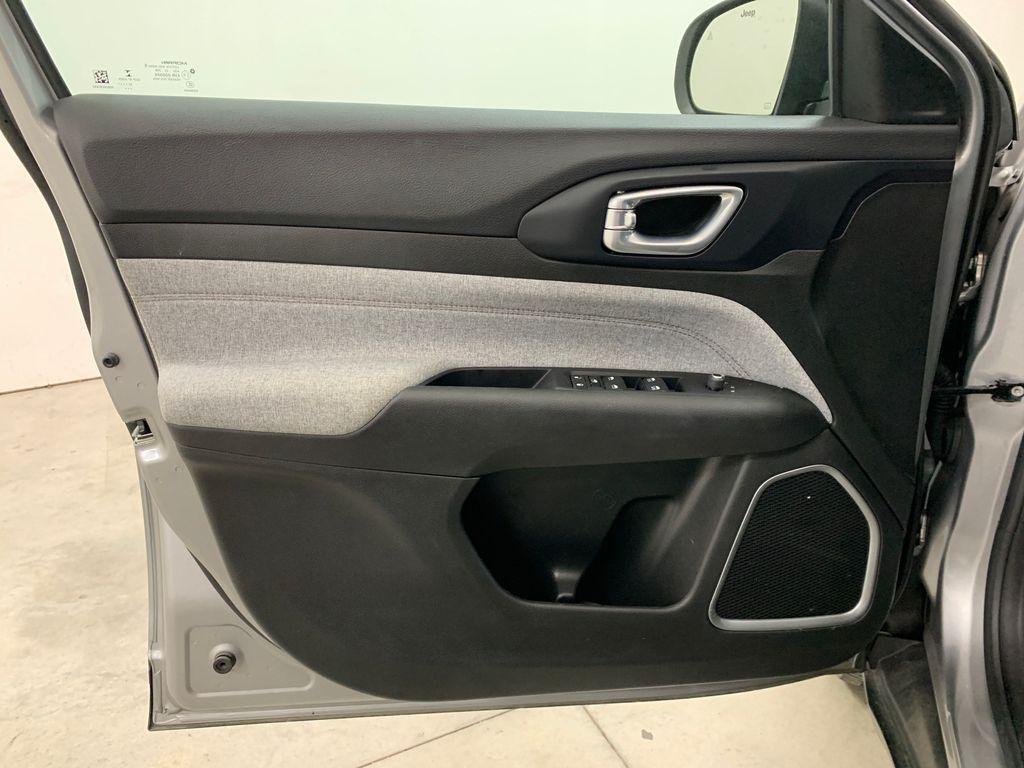 used 2022 Jeep Compass car, priced at $22,992