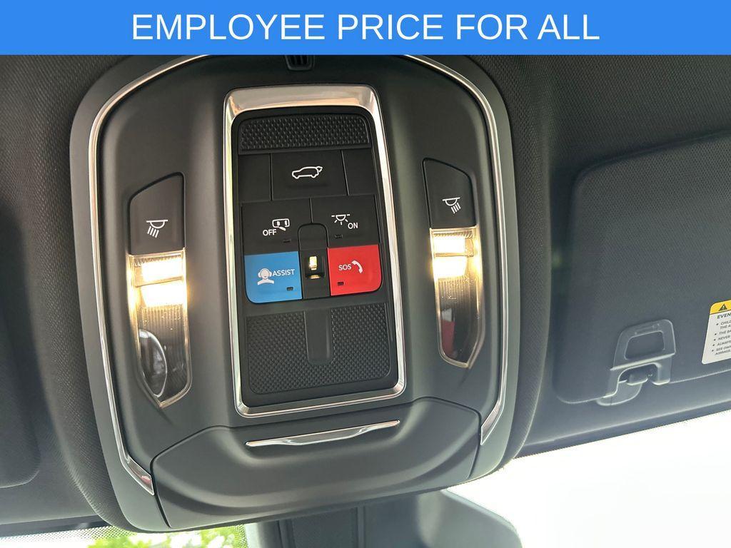 new 2025 Jeep Grand Cherokee L car, priced at $45,217