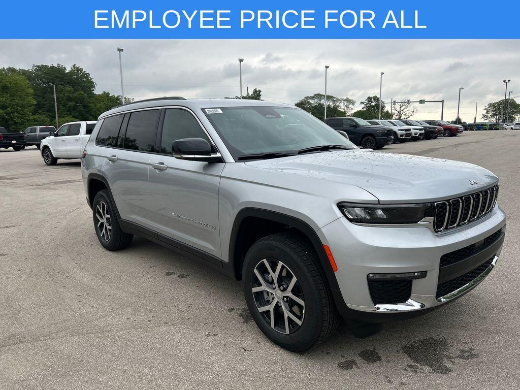 new 2025 Jeep Grand Cherokee L car, priced at $45,217