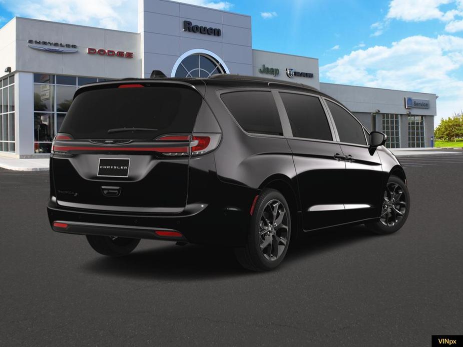 new 2024 Chrysler Pacifica car, priced at $41,429