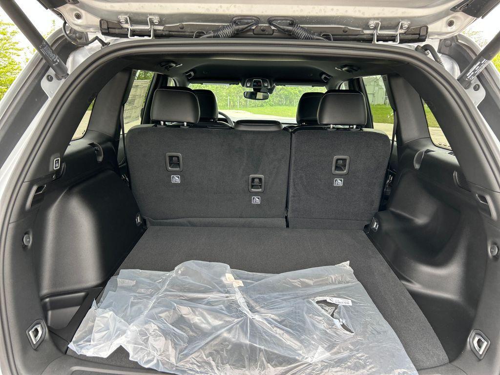 new 2024 Jeep Grand Cherokee car, priced at $39,244