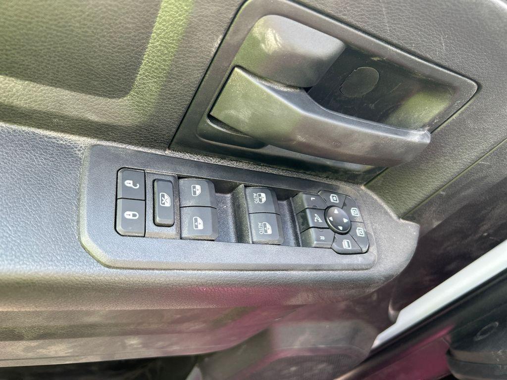 new 2025 Ram 3500 car, priced at $70,027