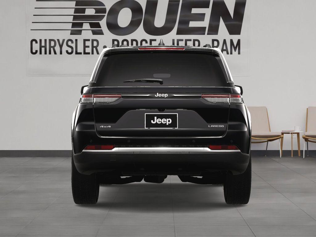 new 2025 Jeep Grand Cherokee car, priced at $38,628