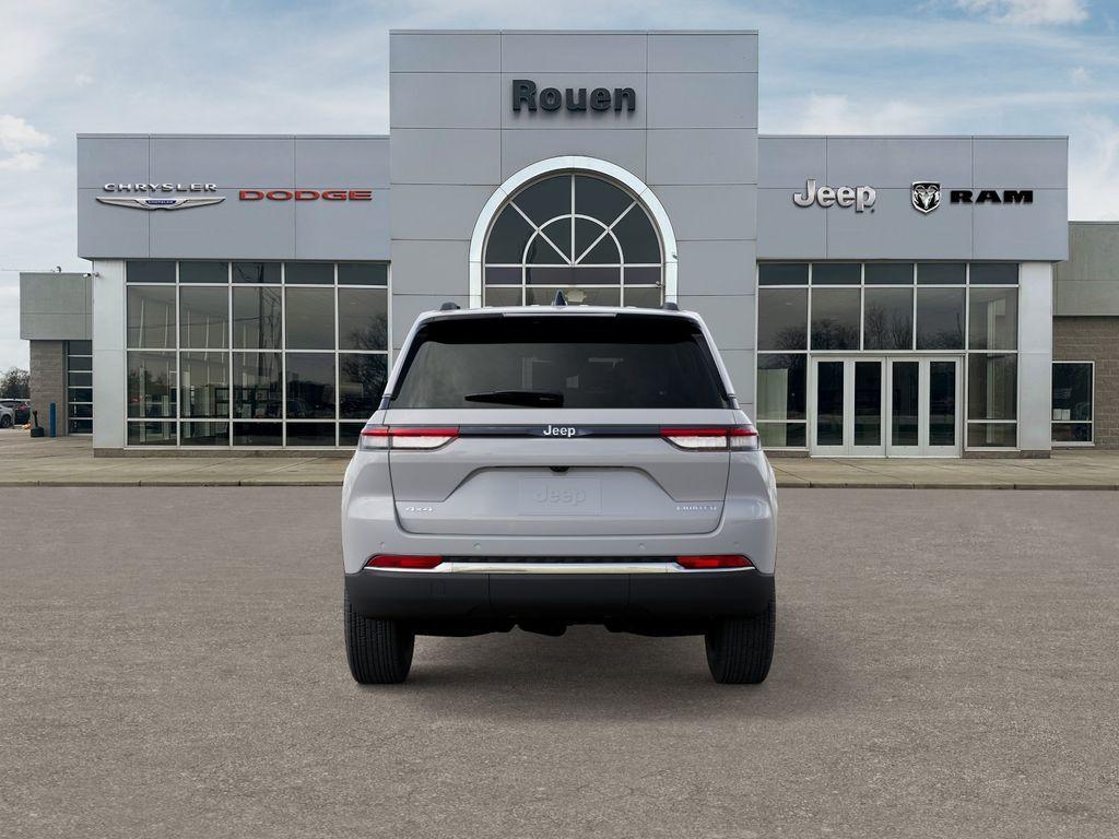 new 2025 Jeep Grand Cherokee car, priced at $50,890