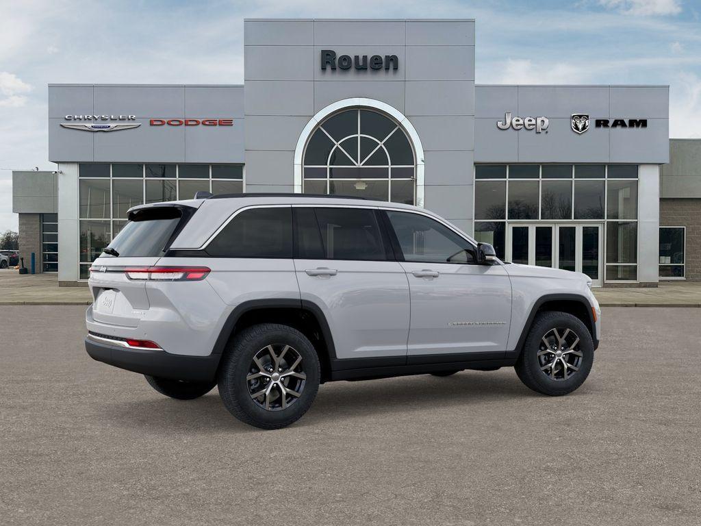 new 2025 Jeep Grand Cherokee car, priced at $50,890