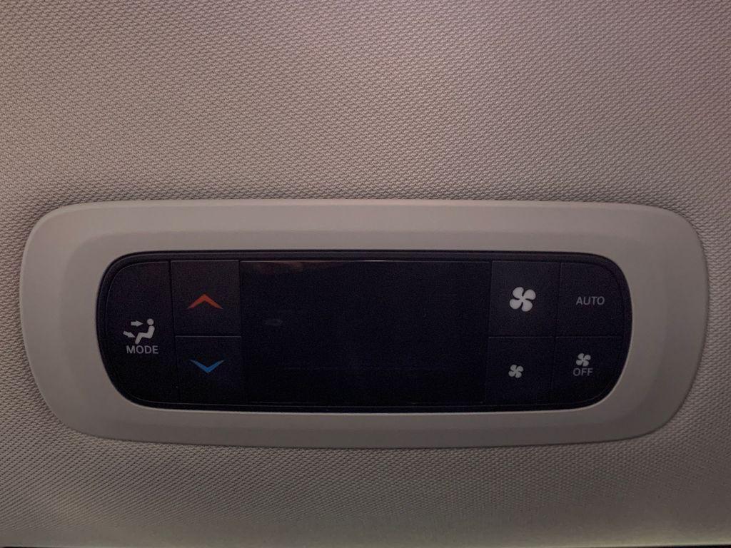 used 2024 Chrysler Pacifica car, priced at $33,598