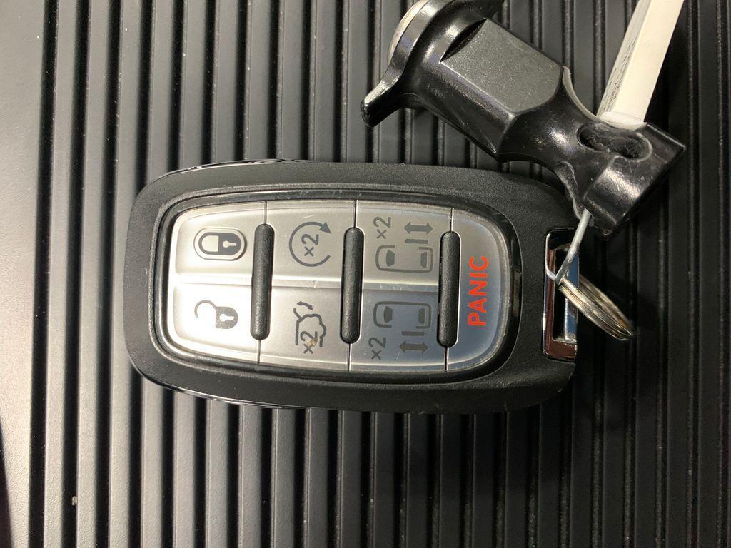 used 2024 Chrysler Pacifica car, priced at $33,598