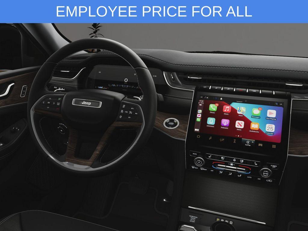 new 2025 Jeep Grand Cherokee car, priced at $54,710