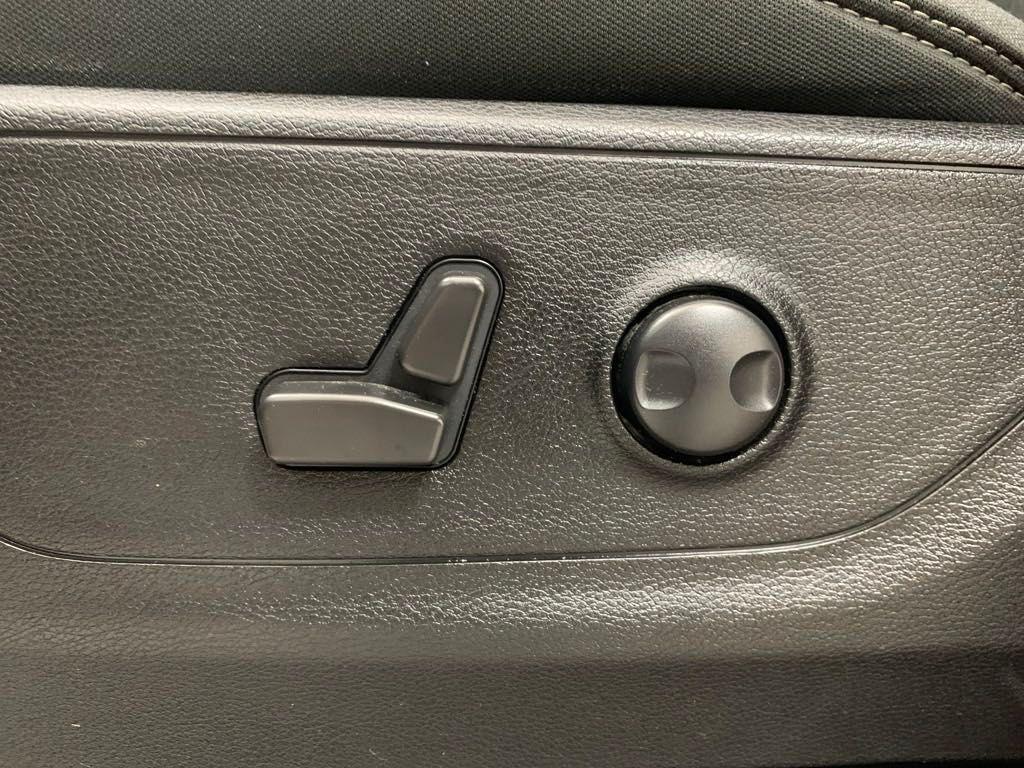 used 2022 Ram 1500 car, priced at $34,609