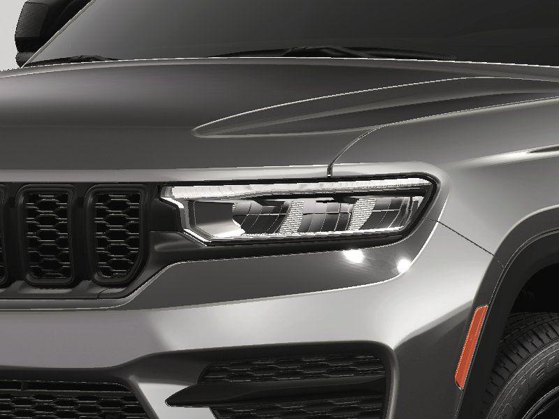 new 2024 Jeep Grand Cherokee car, priced at $42,503