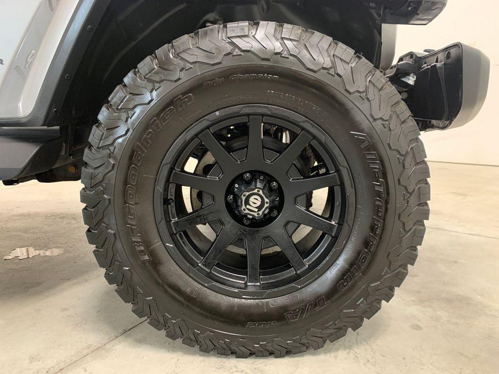 used 2020 Jeep Gladiator car, priced at $38,175