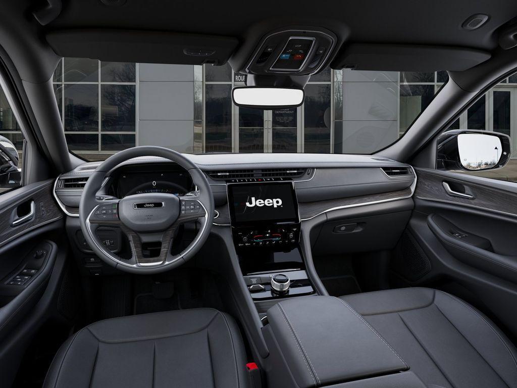 new 2025 Jeep Grand Cherokee car, priced at $54,235