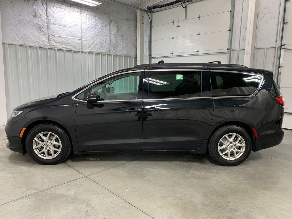 used 2022 Chrysler Pacifica car, priced at $20,997