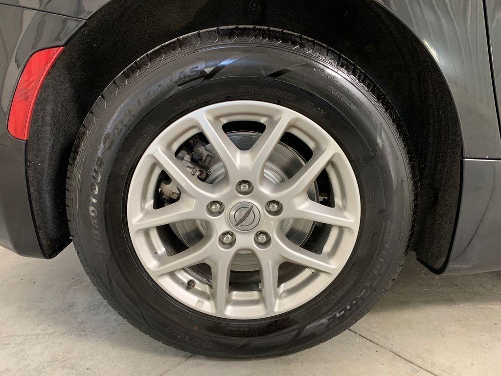 used 2022 Chrysler Pacifica car, priced at $20,997