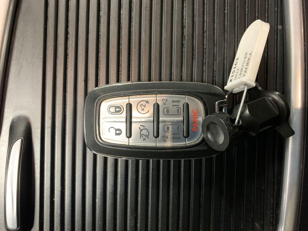 used 2022 Chrysler Pacifica car, priced at $20,787