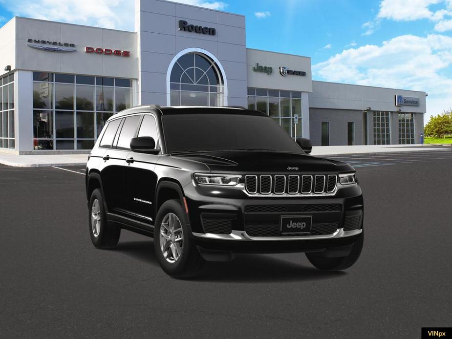 new 2024 Jeep Grand Cherokee L car, priced at $41,706