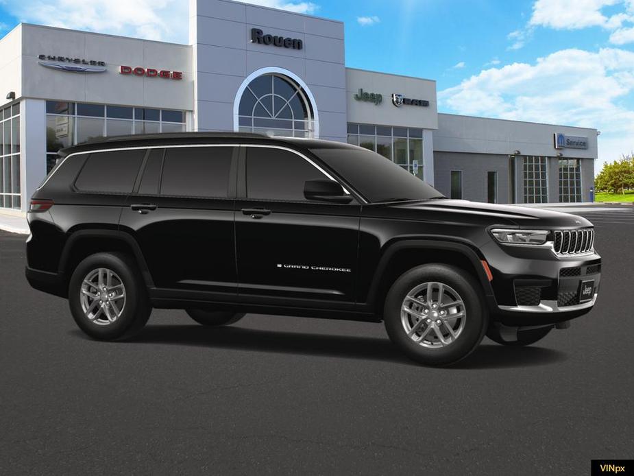 new 2024 Jeep Grand Cherokee L car, priced at $41,706