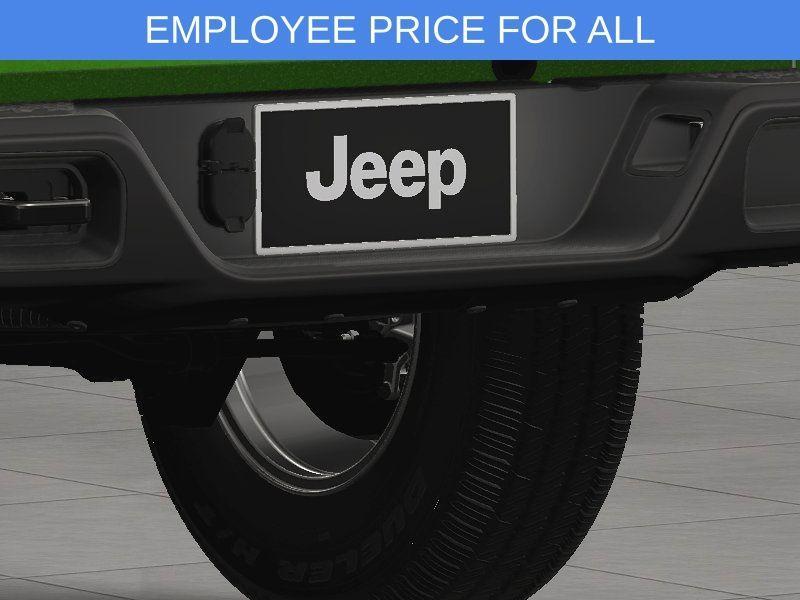 new 2025 Jeep Gladiator car, priced at $45,572