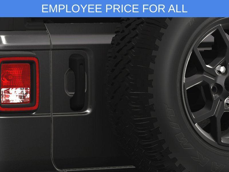 new 2025 Jeep Wrangler car, priced at $43,433