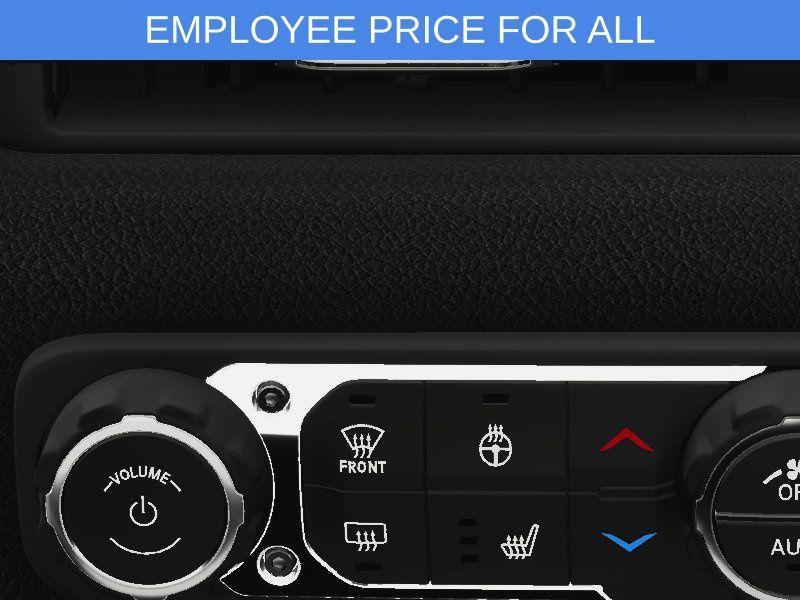 new 2025 Jeep Wrangler car, priced at $43,433