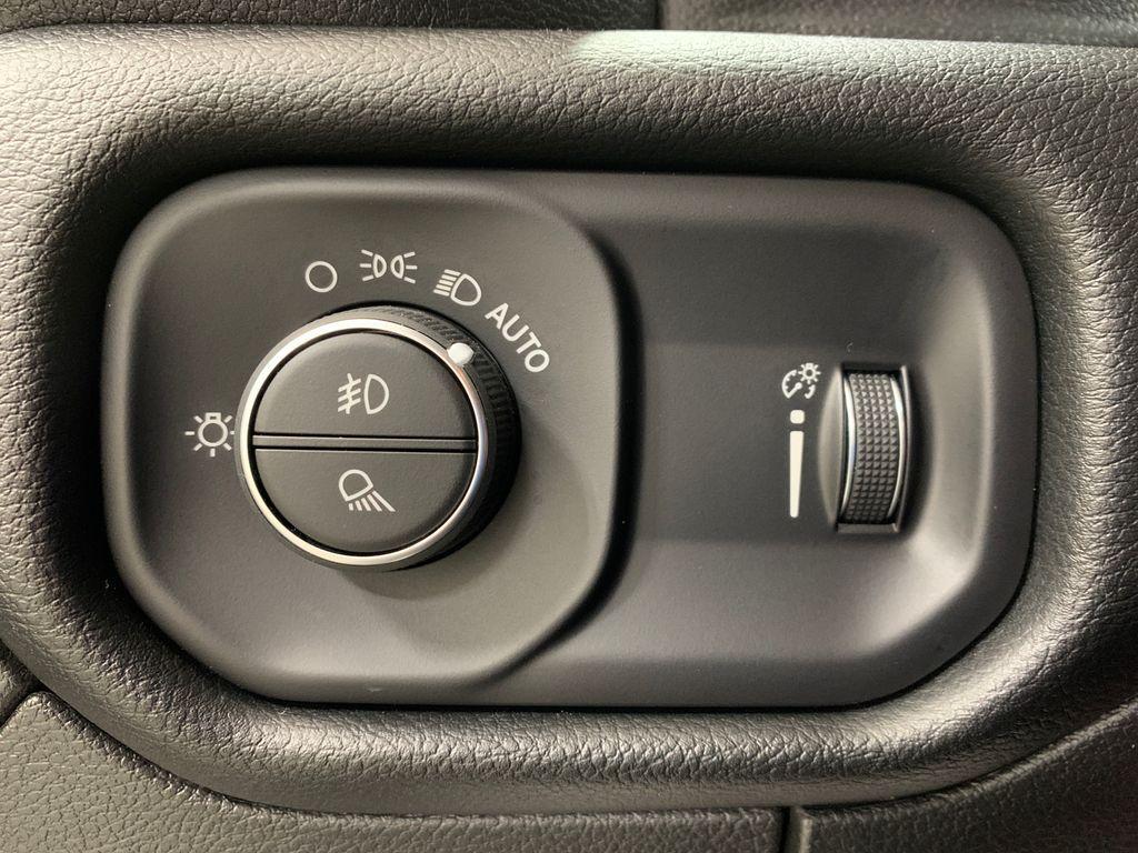 used 2022 Ram 1500 car, priced at $39,112
