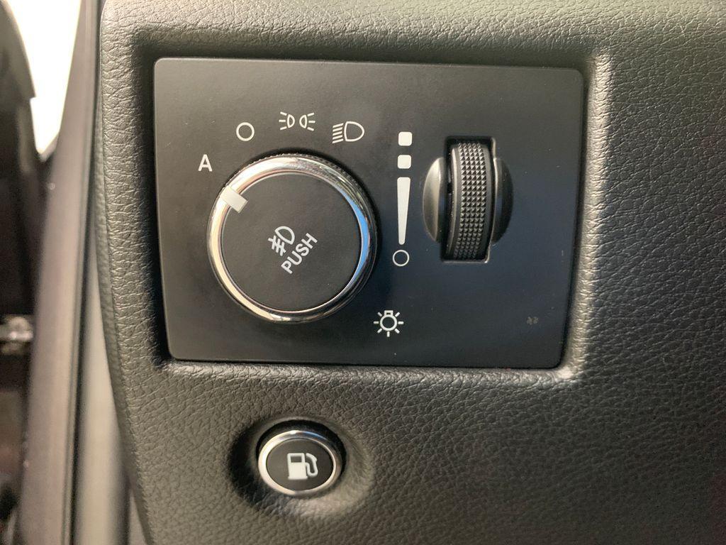 used 2015 Jeep Grand Cherokee car, priced at $16,984