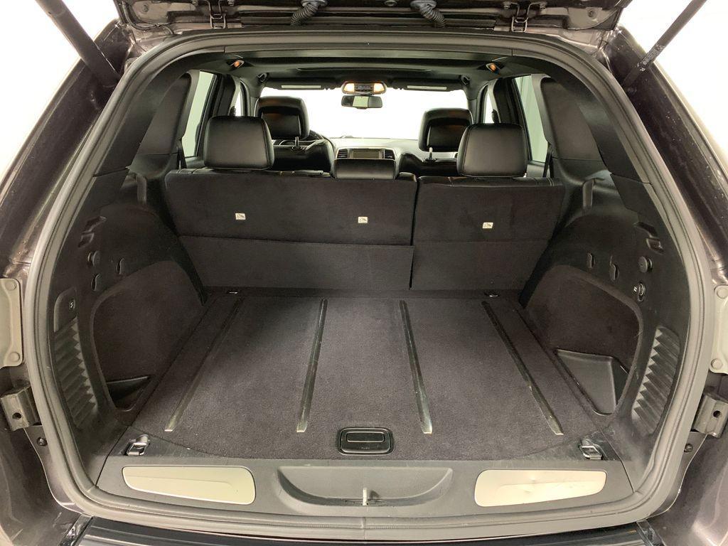 used 2015 Jeep Grand Cherokee car, priced at $16,984