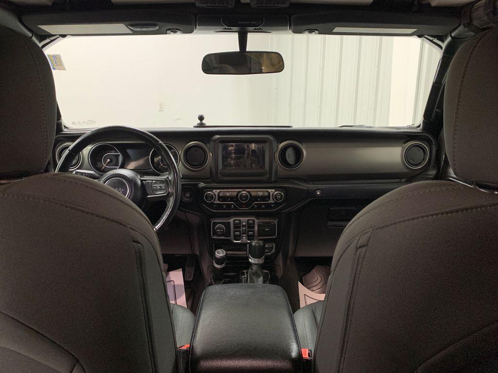 used 2021 Jeep Gladiator car, priced at $32,174