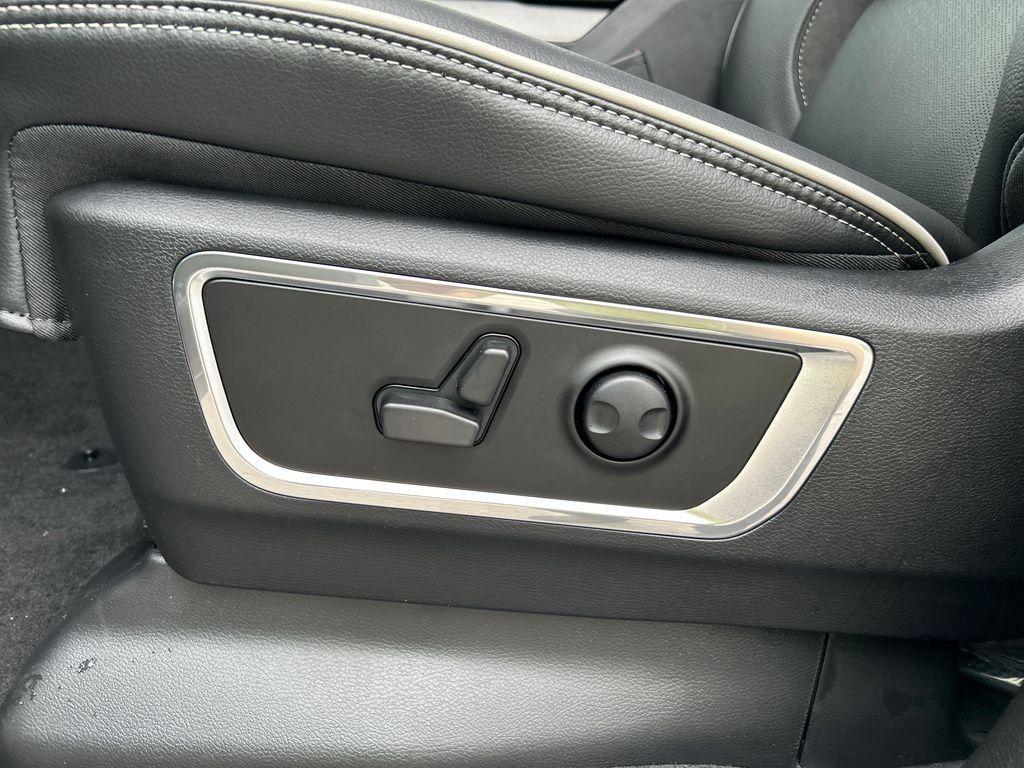 new 2025 Ram 1500 car, priced at $50,442