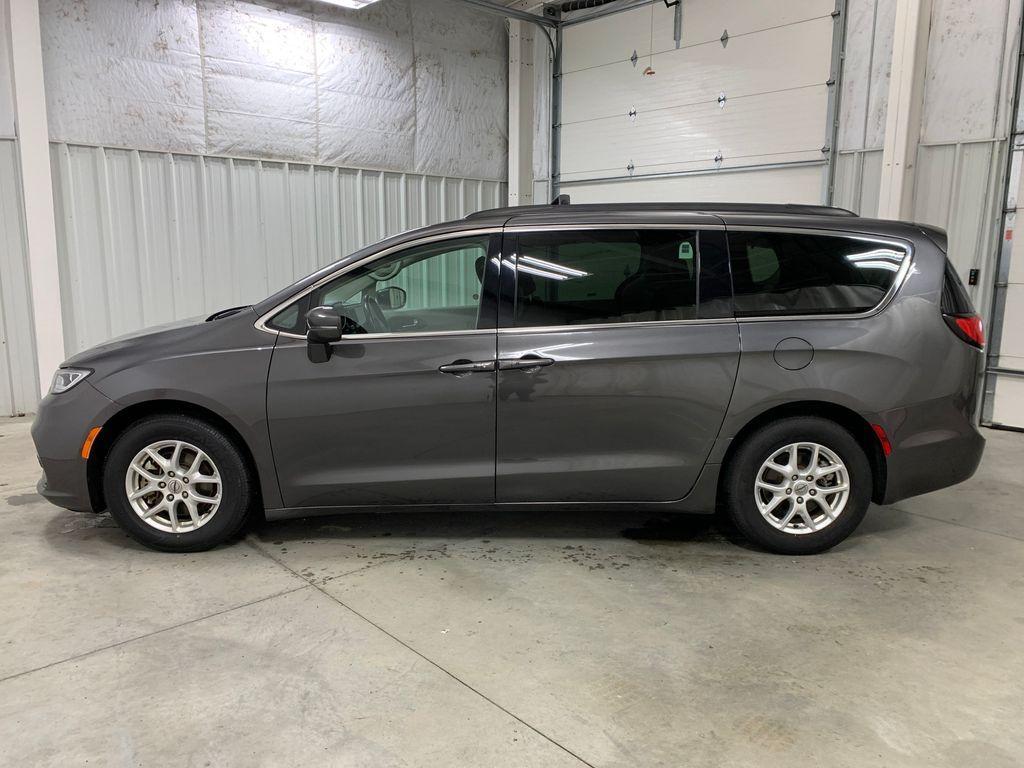 used 2022 Chrysler Pacifica car, priced at $21,345