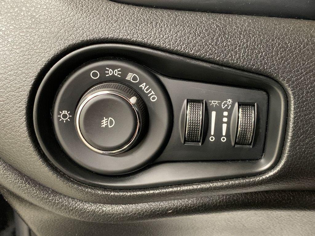 used 2015 Jeep Renegade car, priced at $10,346