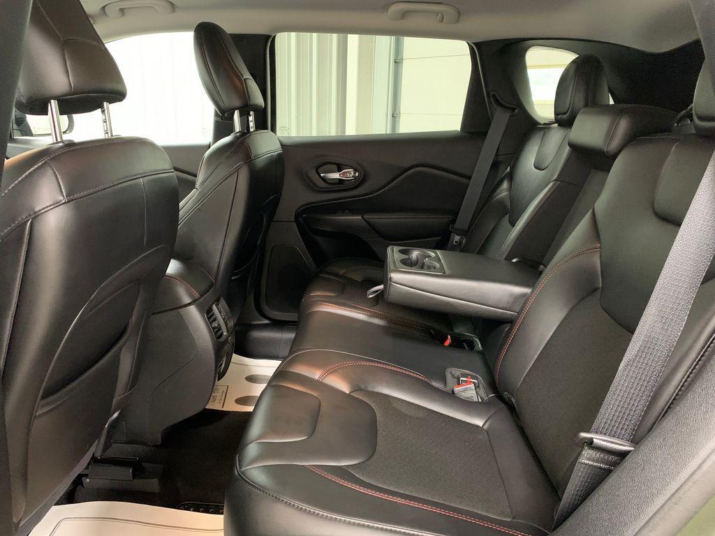 used 2020 Jeep Cherokee car, priced at $20,984