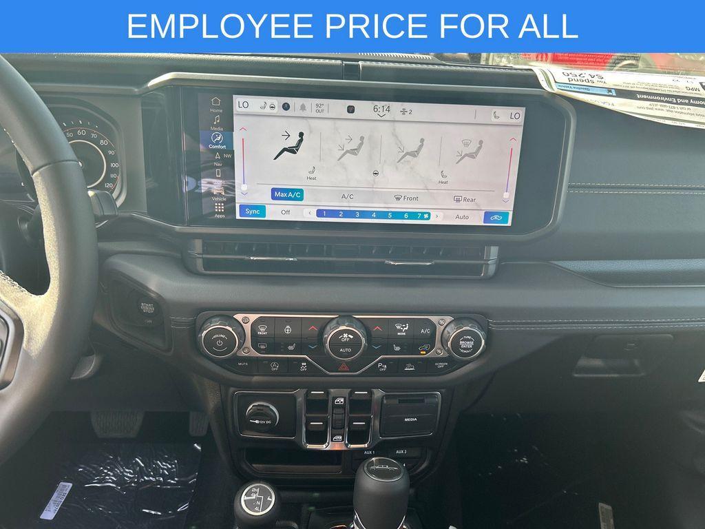 new 2025 Jeep Gladiator car, priced at $49,155