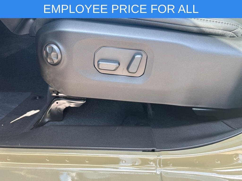 new 2025 Jeep Gladiator car, priced at $49,155