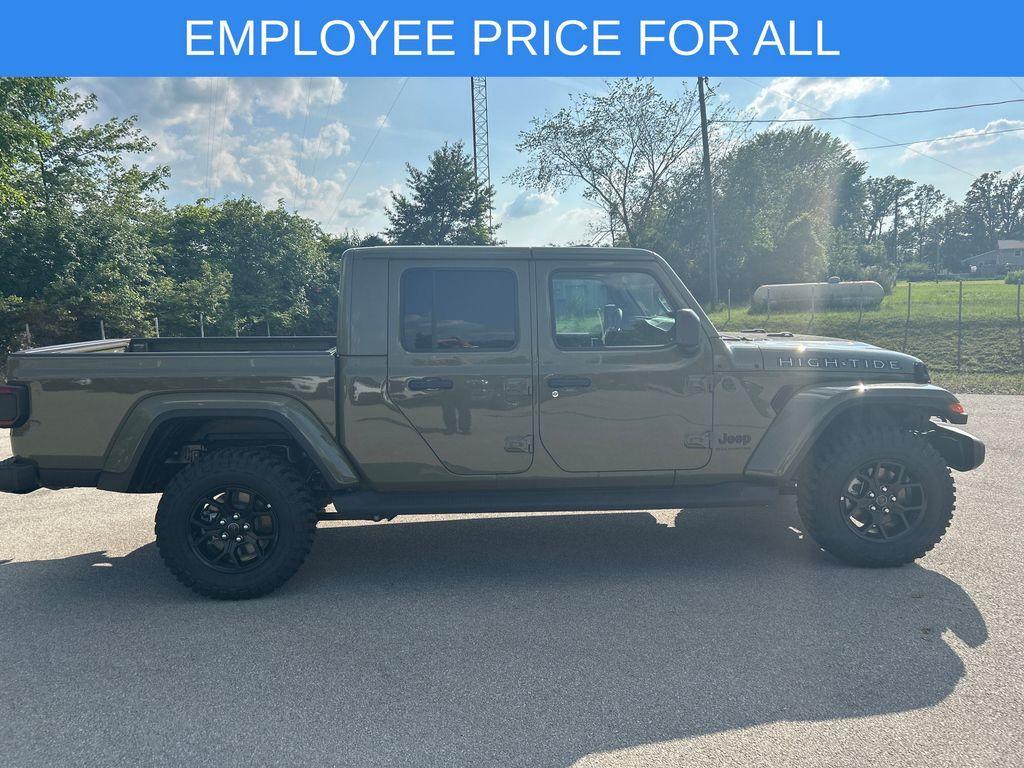 new 2025 Jeep Gladiator car, priced at $49,155