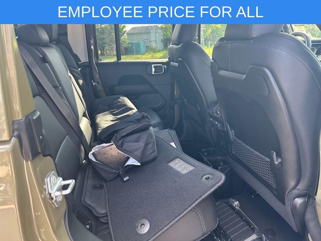 new 2025 Jeep Gladiator car, priced at $49,155
